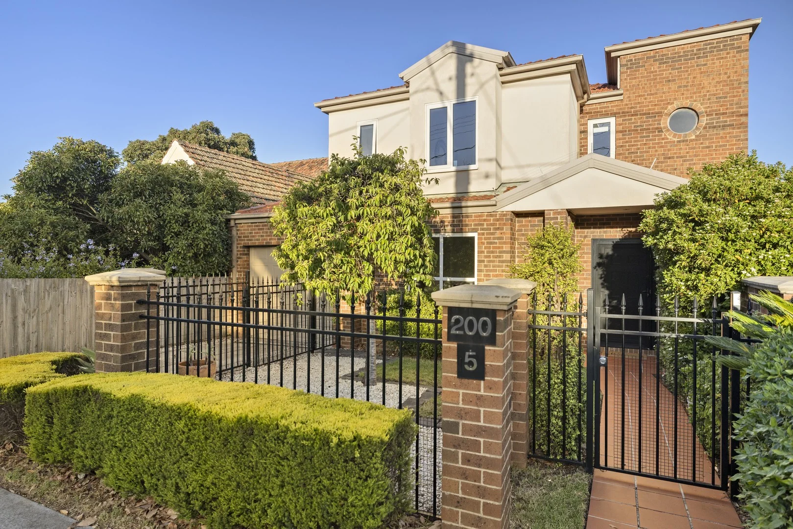 5/198-200 Charman Road, Cheltenham VIC 3192