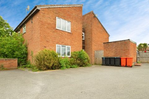 Barnsdale Road, Leicester LE4, Studio for sale