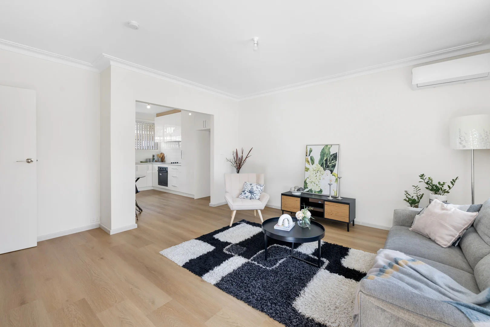 Additional image 3 of 2/96 Saltley Street, South Kingsville VIC 3015