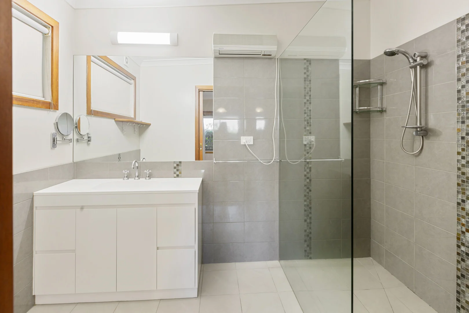 Additional image 10 of 76 Crosbys Lane, Mansfield VIC 3722