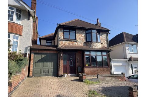 Avebury Avenue, Leicester LE4