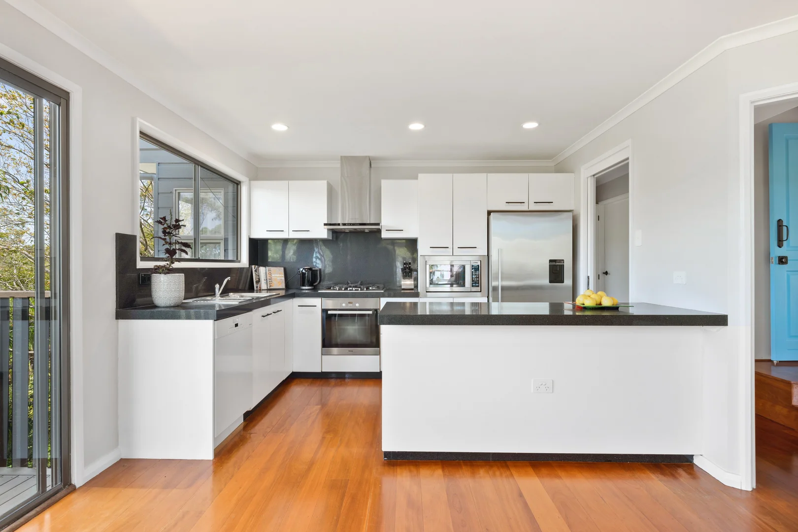 Additional image 4 of 45a Chisholm Avenue, Avalon Beach NSW 2107