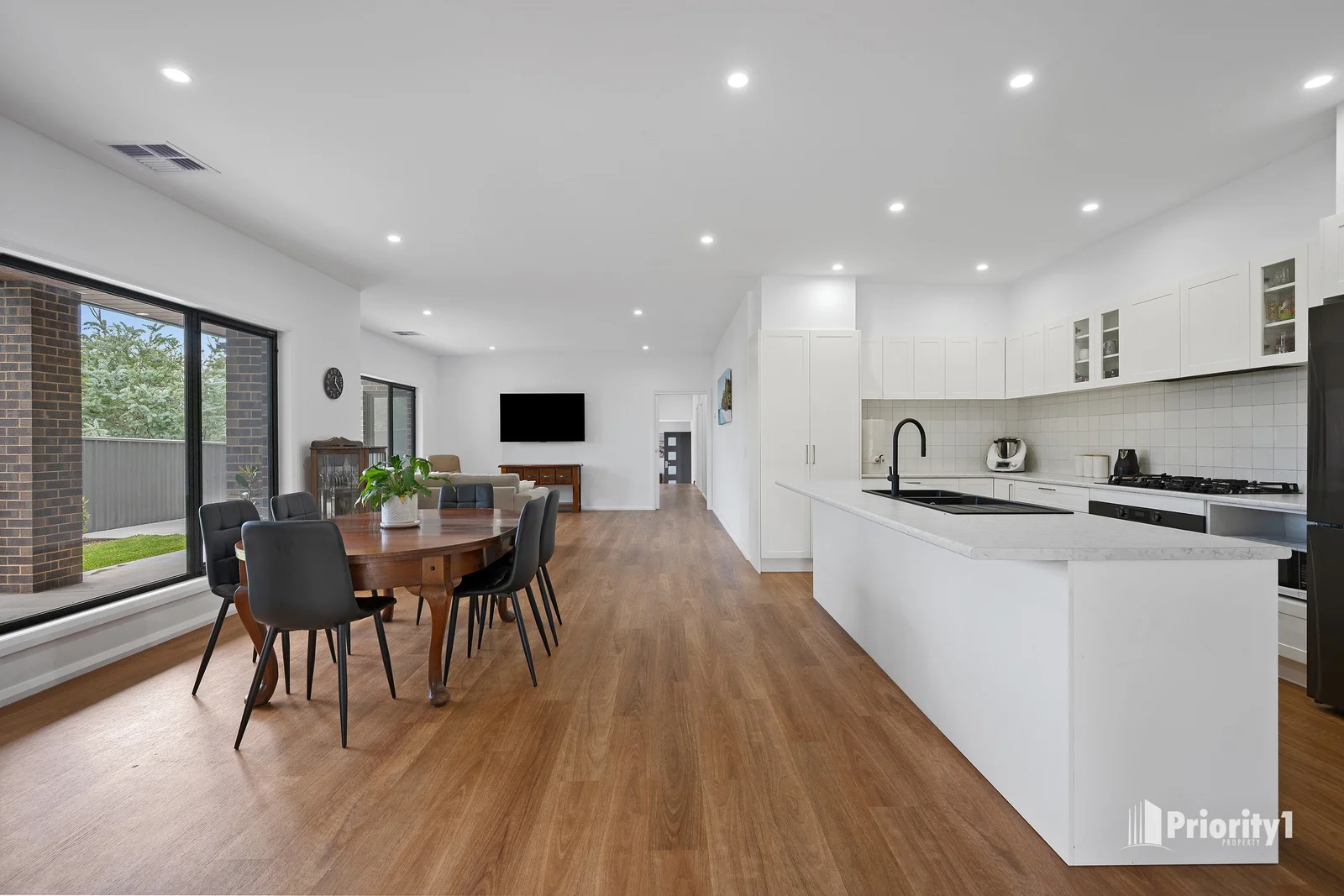 10 Luxford Court, Strathdale VIC 3550