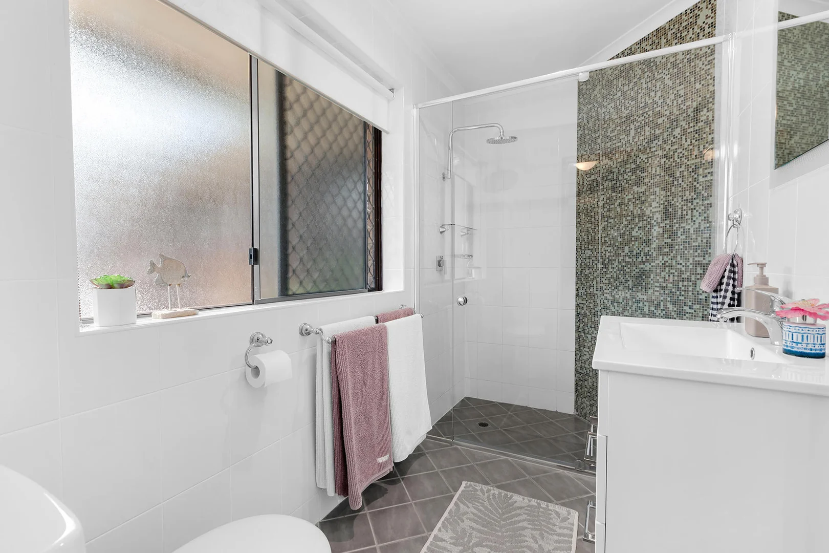 Additional image 16 of 4 Balmain Court, Golden Grove SA 5125