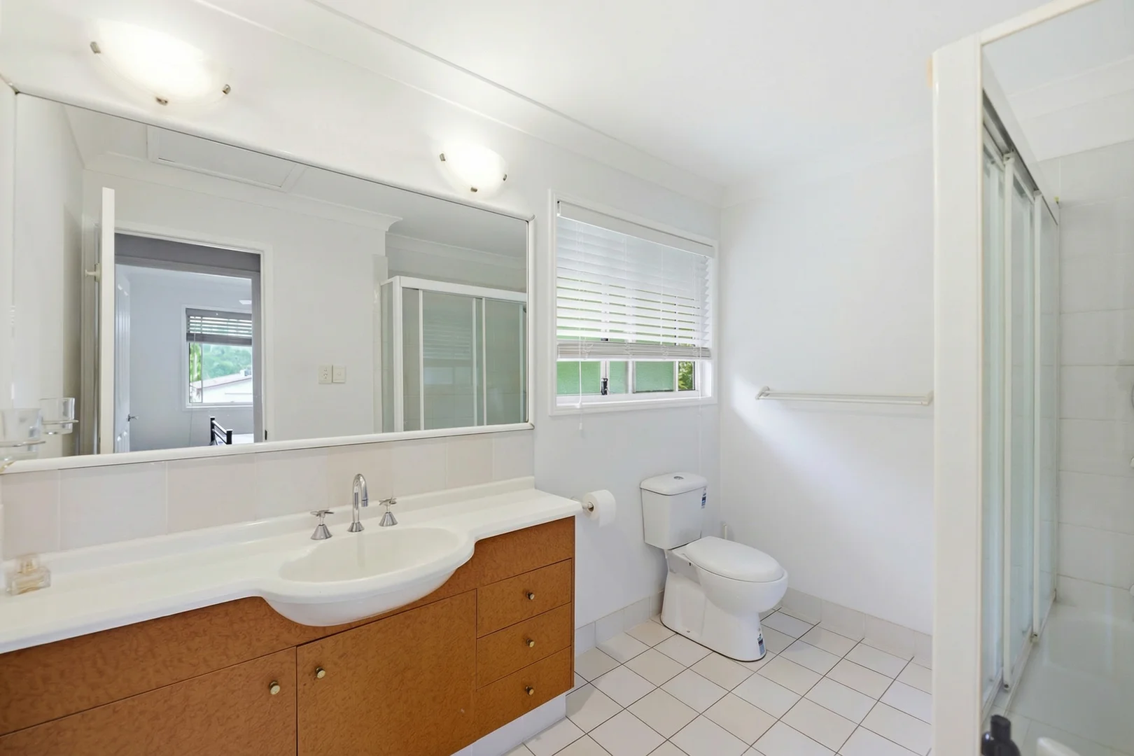 Additional image 10 of 3/2 Burleigh Glen Court, Burleigh Heads QLD 4220