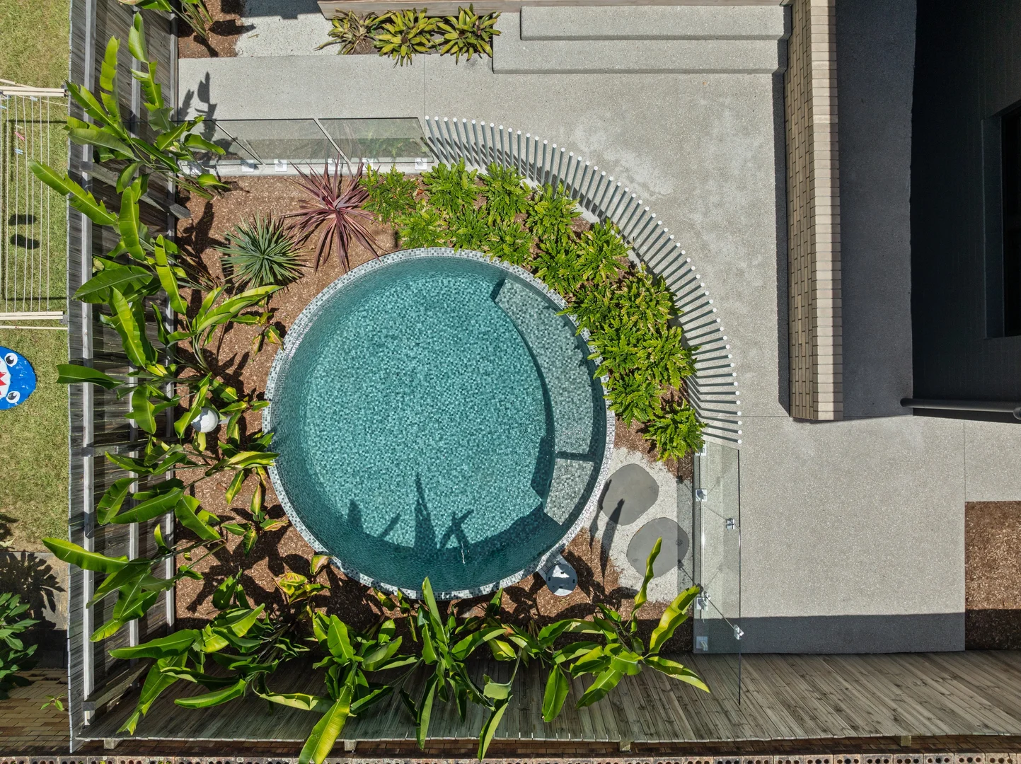 Additional image 26 of 1/189 Bayview Street, Runaway Bay QLD 4216