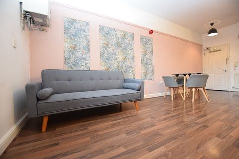 White Croft Works, Sheffield S3, Studio to rent