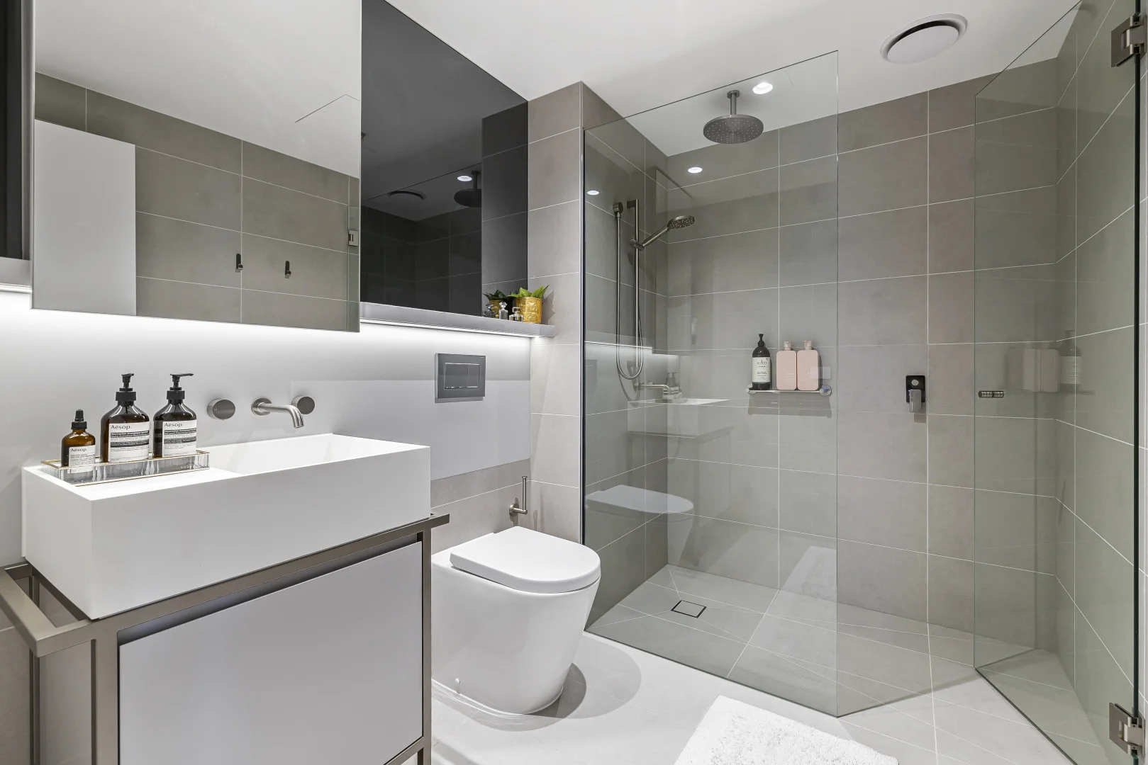 Additional image 13 of 2801/201 Normanby Road, Southbank VIC 3006
