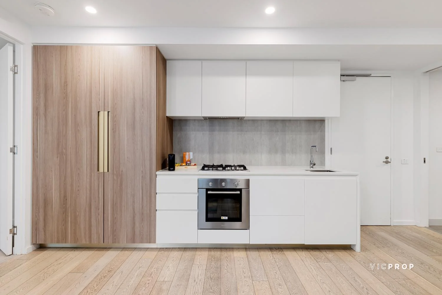 Additional image 4 of 1306/60 Abeckett Street, Melbourne VIC 3000