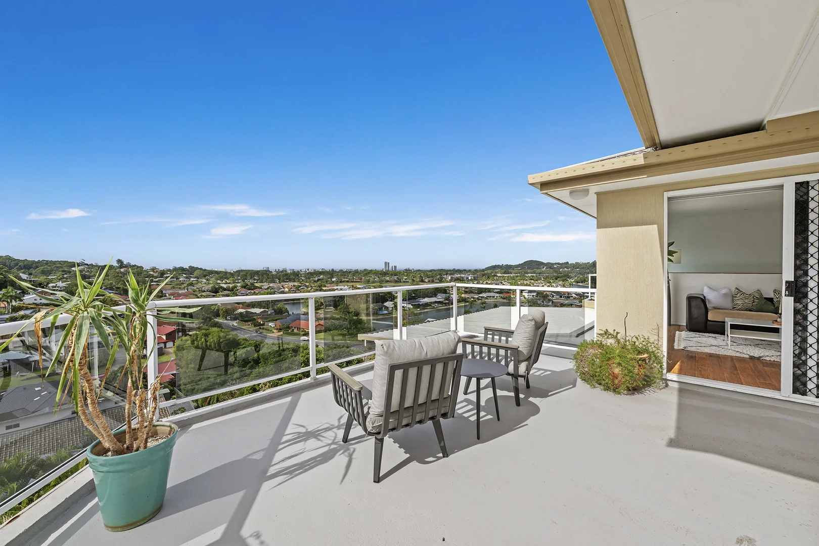 Additional image 25 of 10 Radiata Court, Elanora QLD 4221