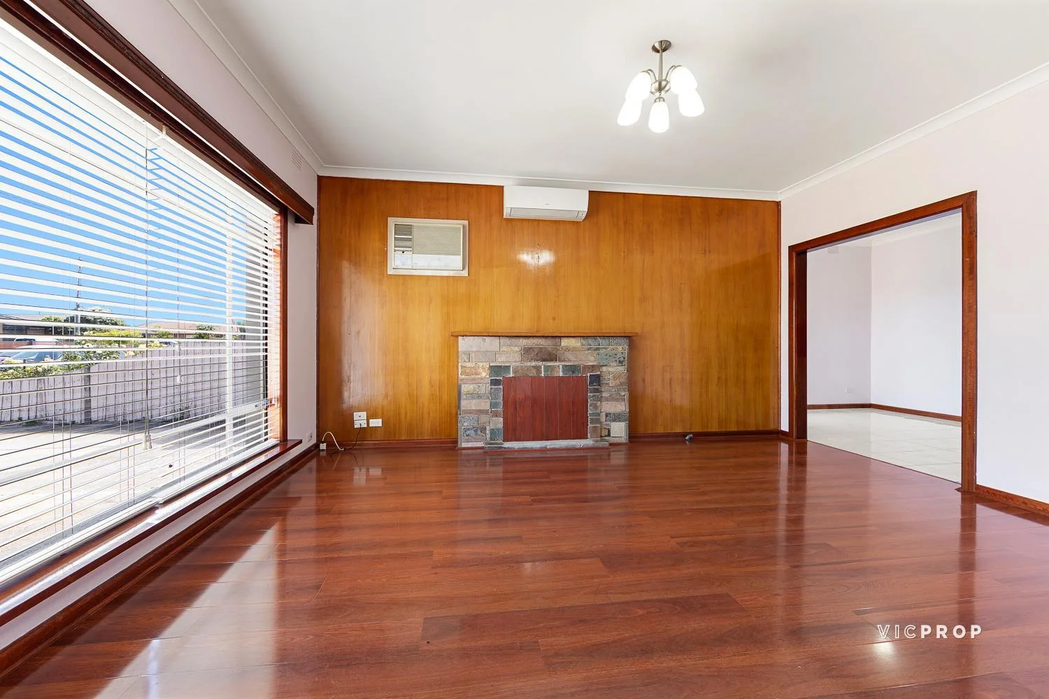 Additional image 3 of 458 Main Road West, St Albans VIC 3021