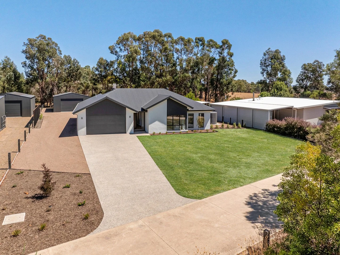 Additional image 2 of 15 Stockmans Drive, Mansfield VIC 3722