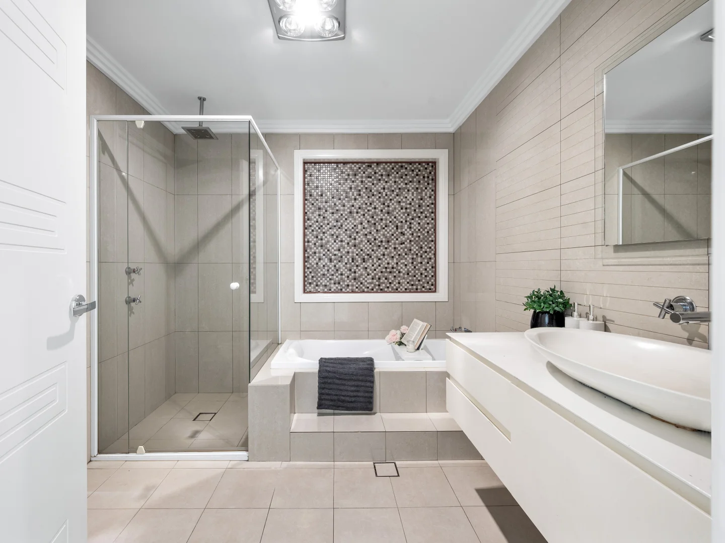 Additional image 30 of 5/135 Moores Way, Glenmore NSW 2570