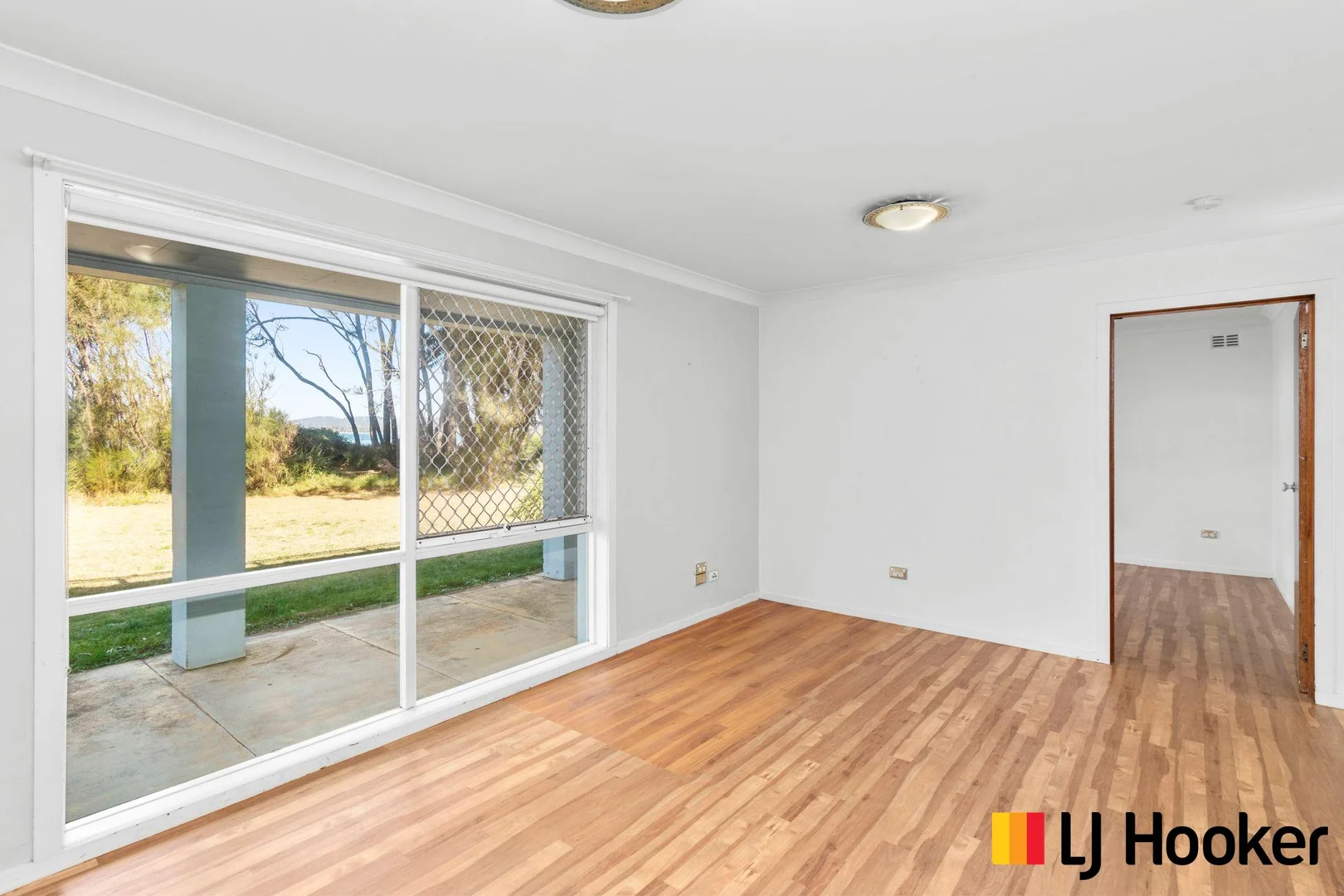 Additional image 18 of 6 Myamba Parade, Surfside NSW 2536