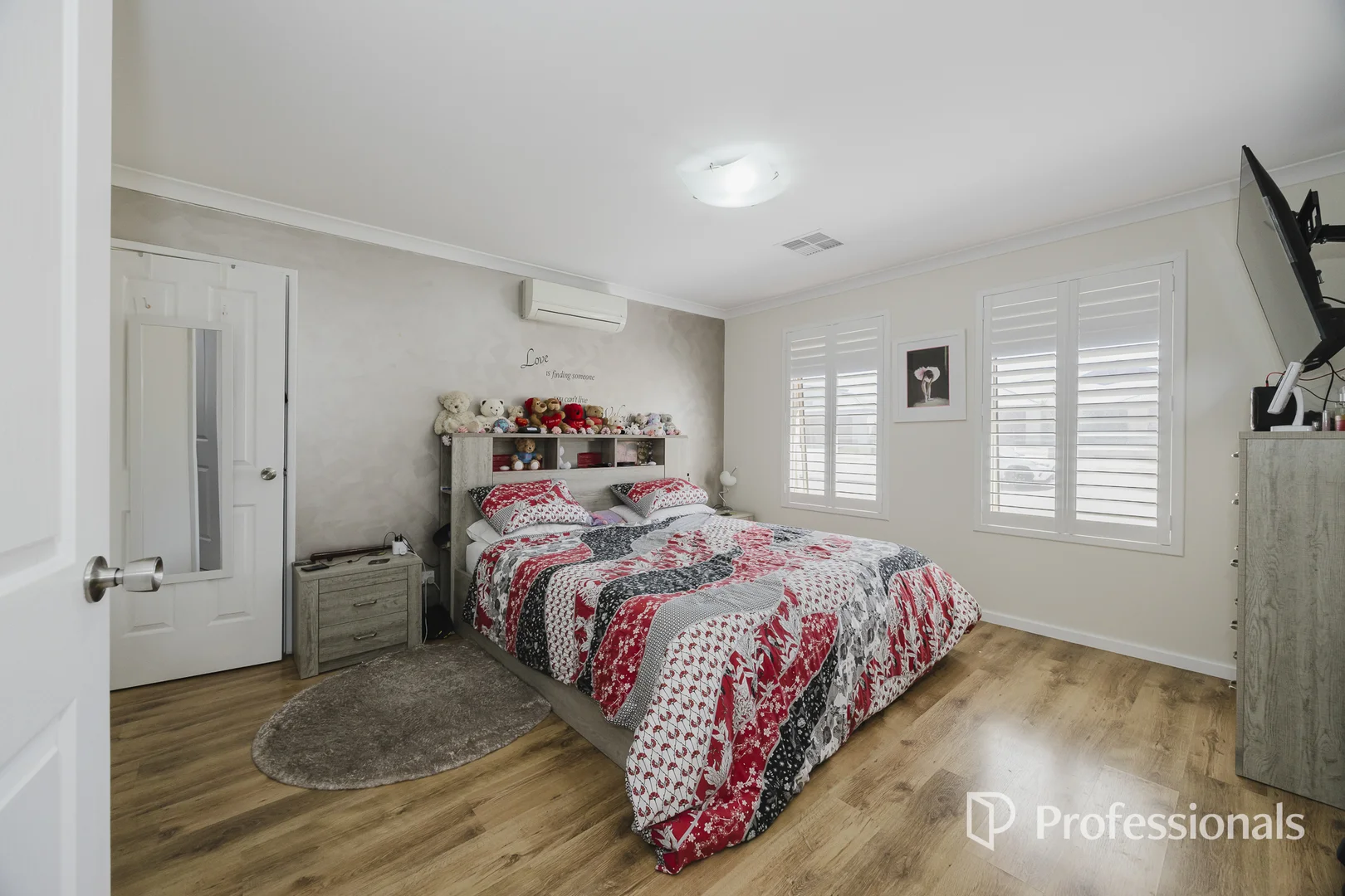 Additional image 8 of 71 Camborne Parkway, Butler WA 6036