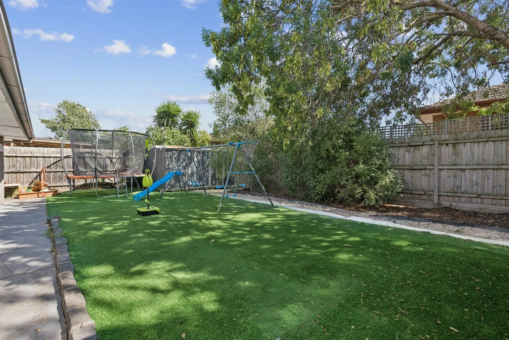 Additional image 10 of 40 Cabernet Crescent, Bundoora VIC 3083