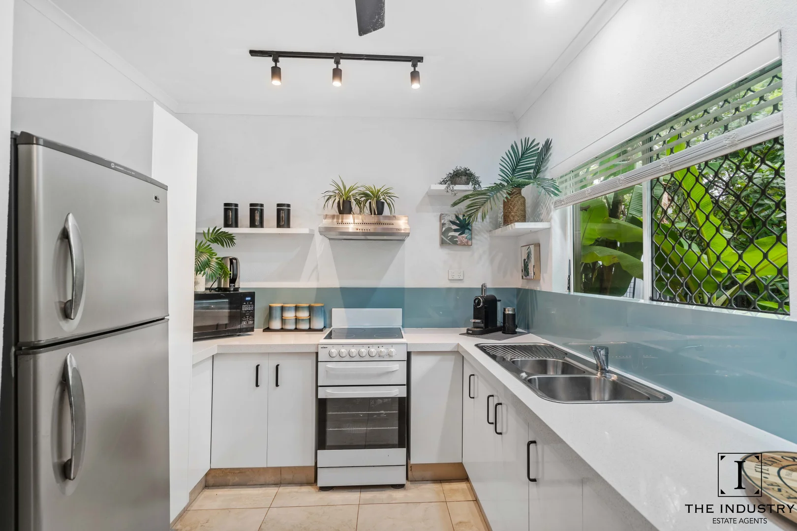 Additional image 2 of 1/12 Frankston Street, Kewarra Beach QLD 4879