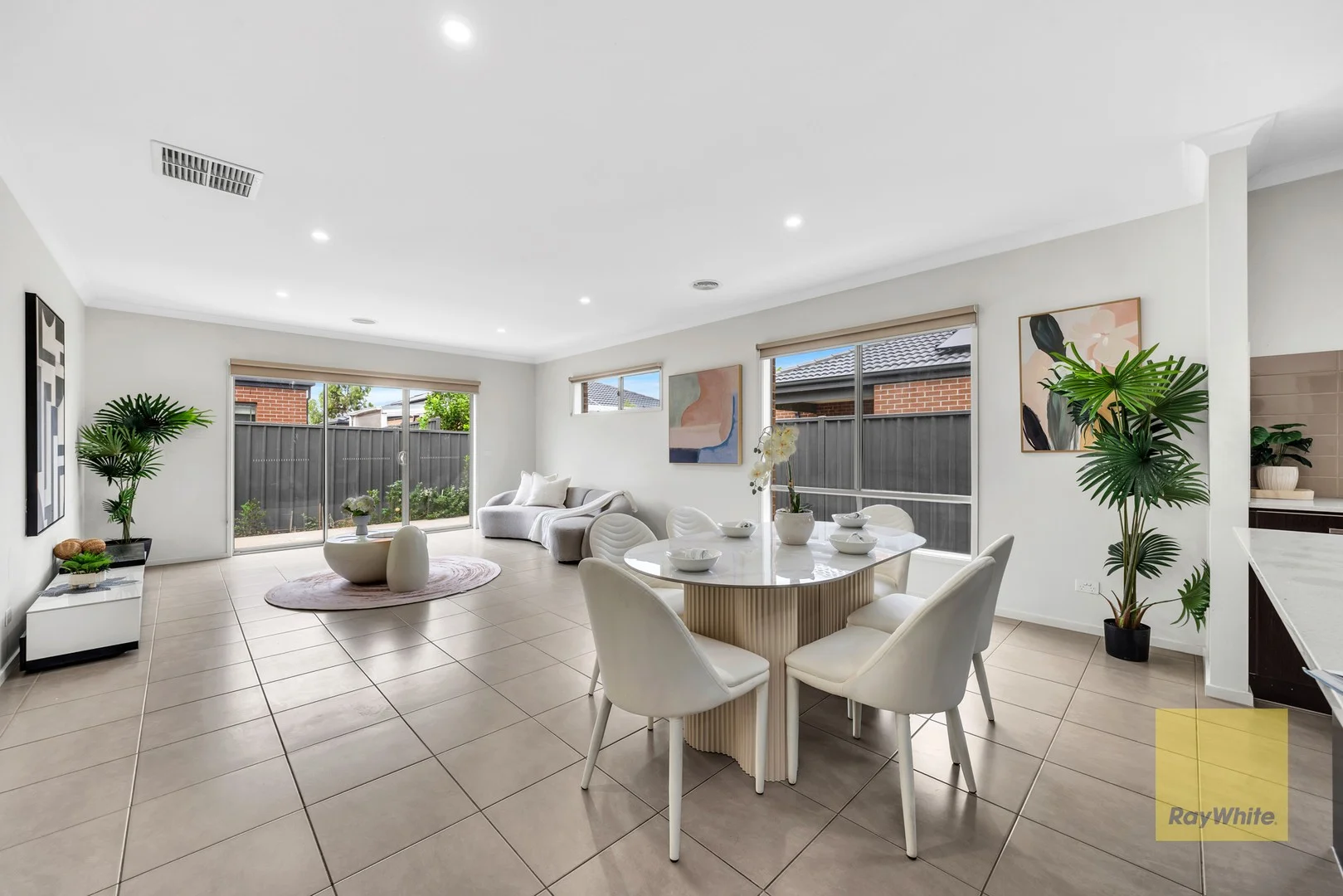 15 Angove Drive, Tarneit VIC 3029