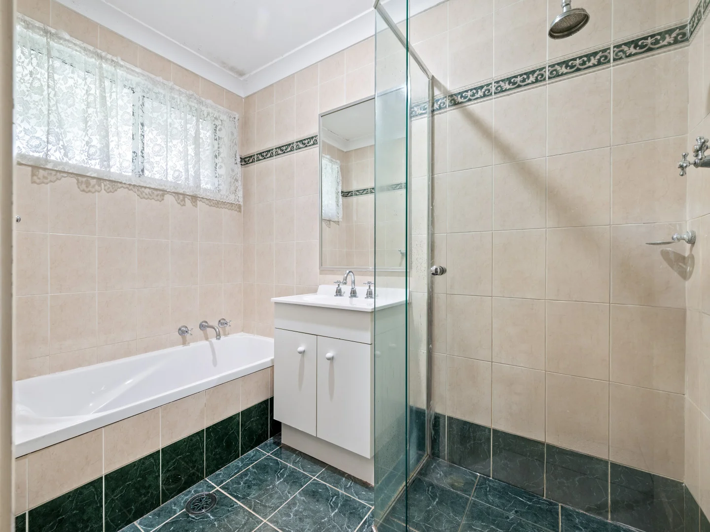 Additional image 7 of 44 Woodland Crescent, Narellan NSW 2567