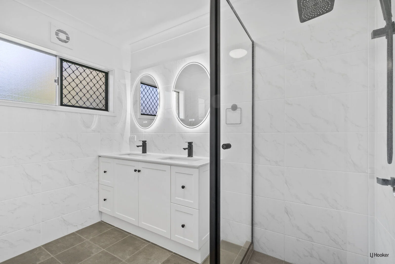 Additional image 9 of 10 Gray Street, Tweed Heads West NSW 2485