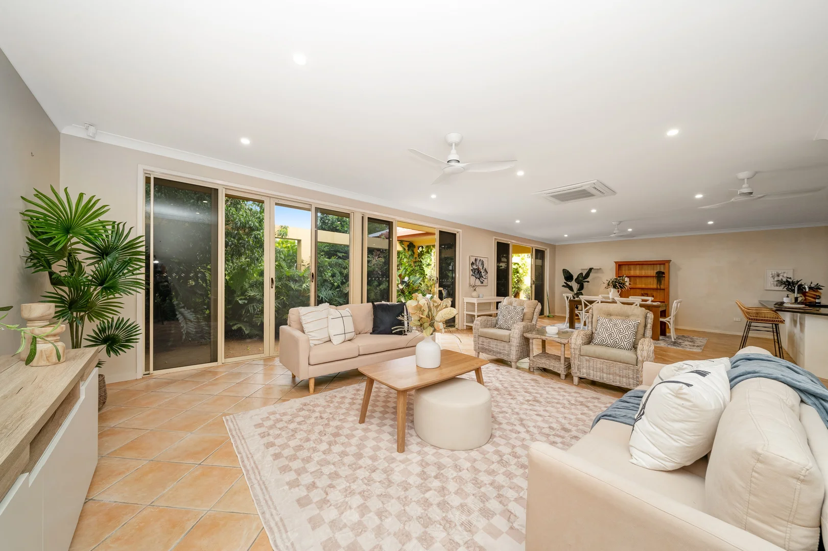Additional image 6 of 93 Coutts Drive, Bushland Beach QLD 4818