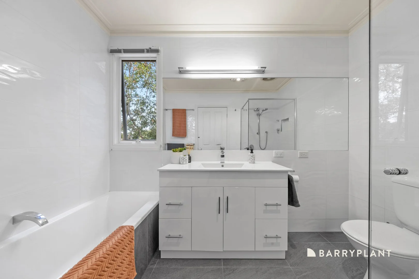 Additional image 15 of 11a Lascelles Avenue, Viewbank VIC 3084