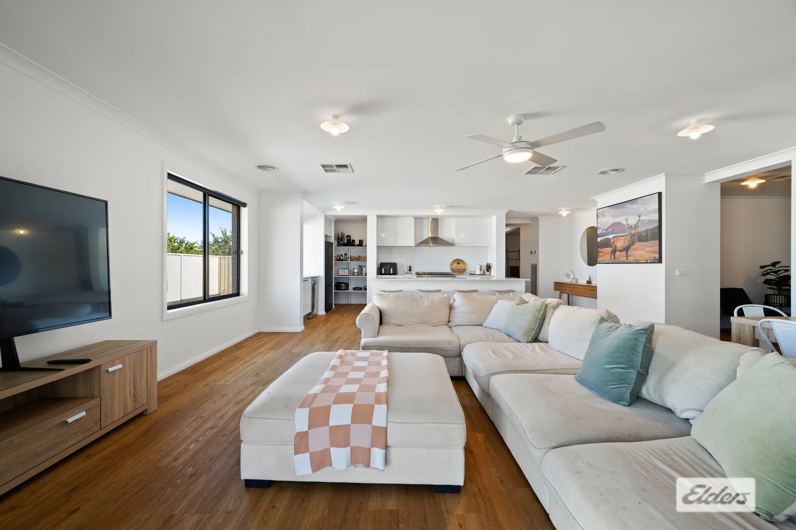 Additional image 10 of 8 Avenel Circuit, Wodonga VIC 3690