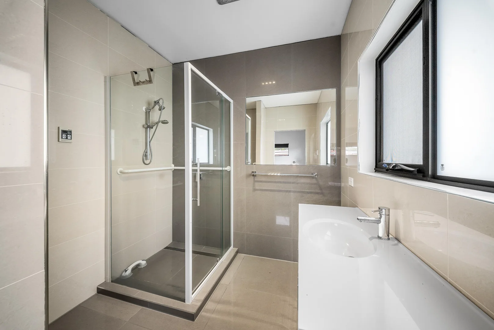 Additional image 12 of 171 Charles Street, Beauty Point TAS 7270