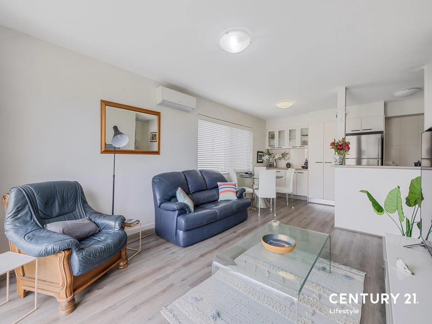 Additional image 4 of Unit 1 'Marperel' 1 Verney Street, Kings Beach QLD 4551