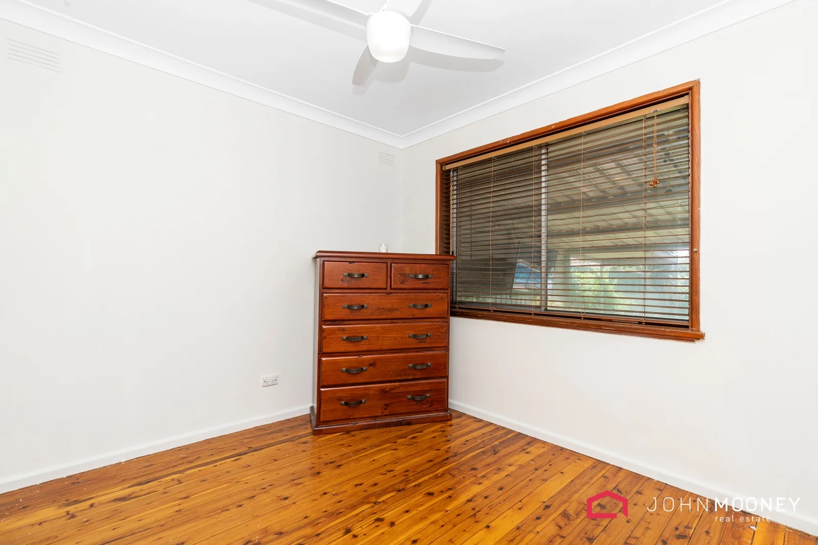 Additional image 14 of 82 Raye Street, Tolland NSW 2650