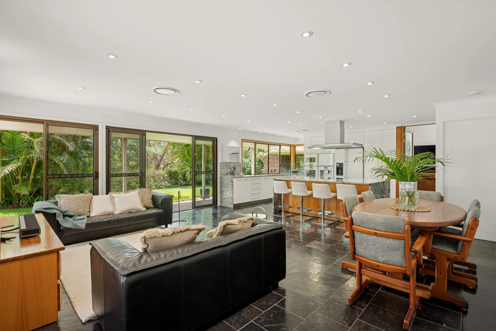 Additional image 4 of 7 Vonne Court, Camp Mountain QLD 4520