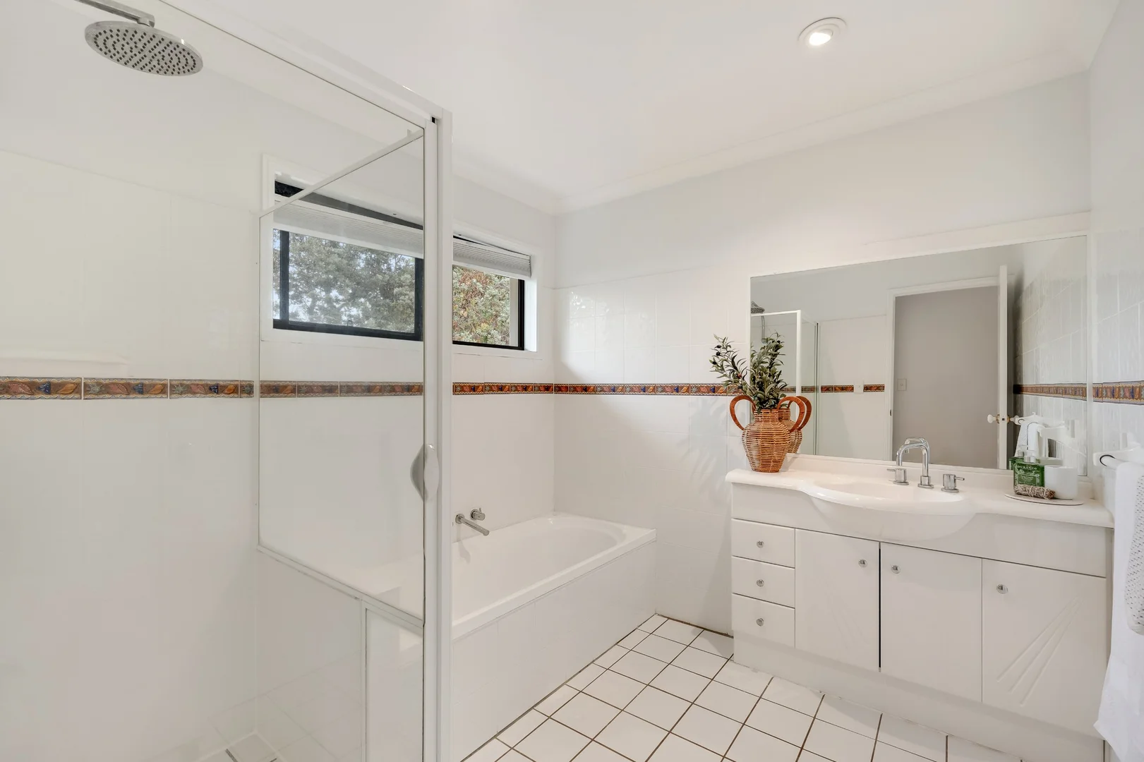 Additional image 13 of 4 Dugun Court, Ocean Shores NSW 2483