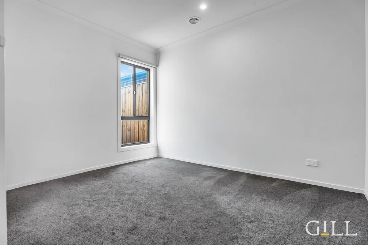 Additional image 3 of 1 Kenana Street, Clyde North VIC 3978