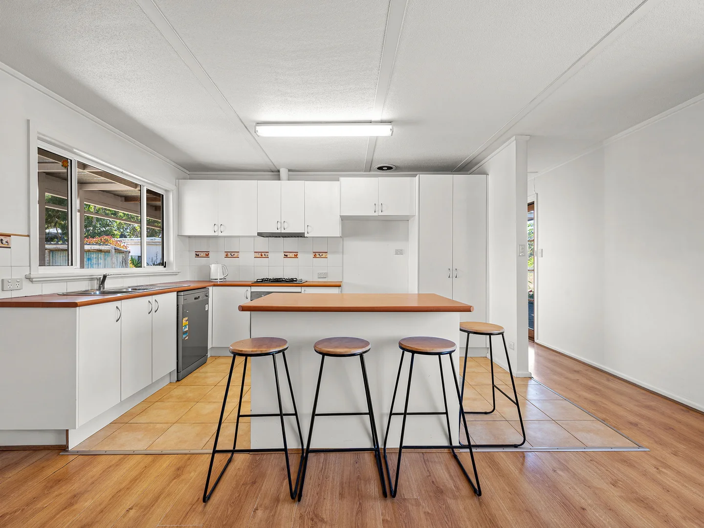 Additional image 5 of 14-16 Parker Street, Dunkeld VIC 3294