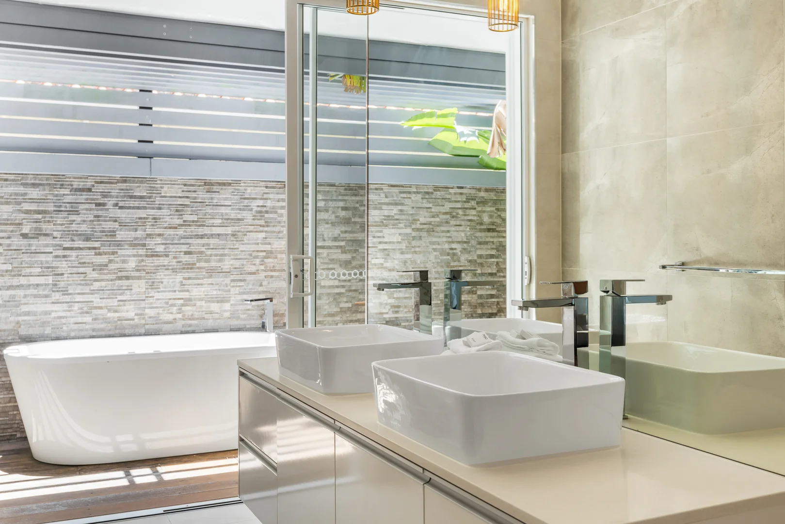 Additional image 16 of 14 Eady Avenue, Broadbeach Waters QLD 4218
