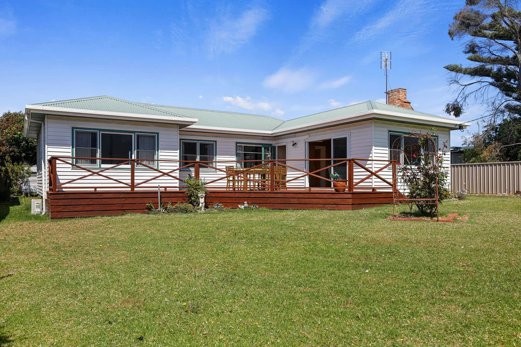 3 Martin Street, Apollo Bay VIC 3233