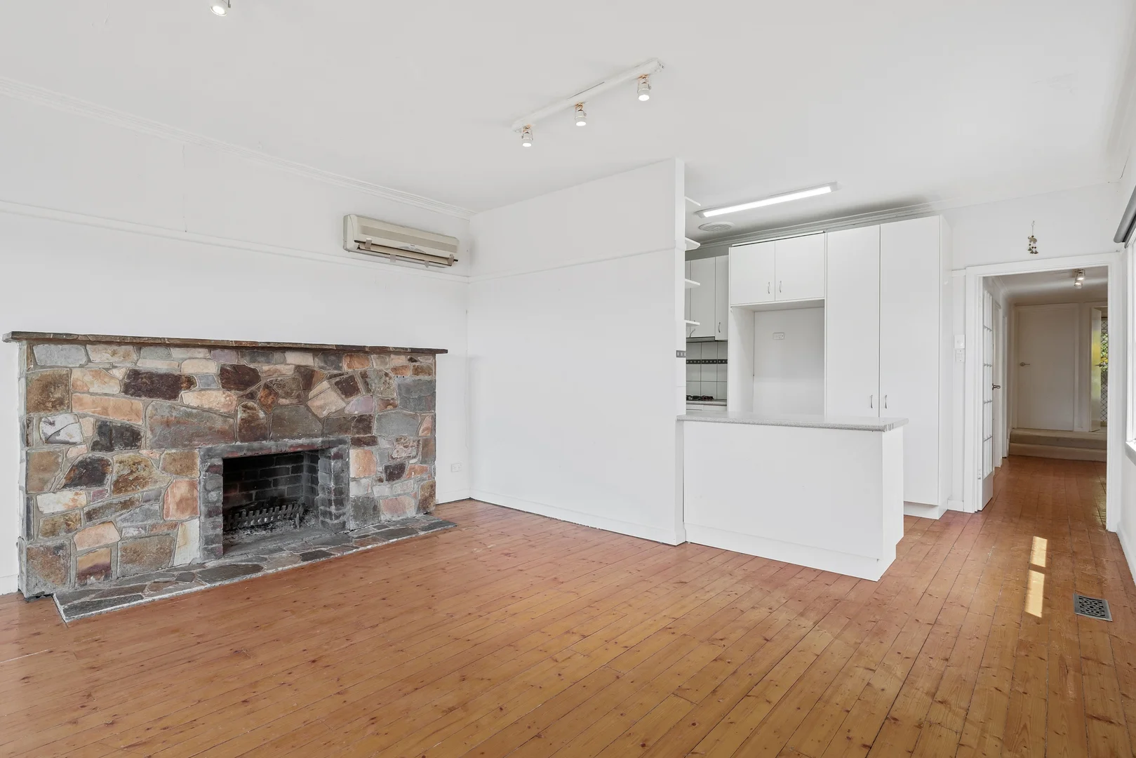Additional image 5 of 434 Dorset Road, Croydon VIC 3136