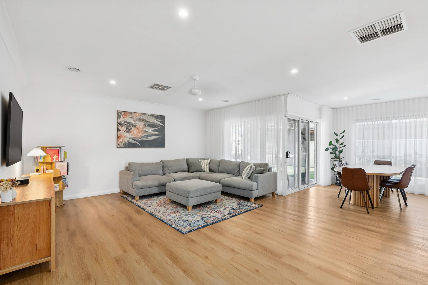 Additional image 6 of 50 Paradise Drive, Gobbagombalin NSW 2650