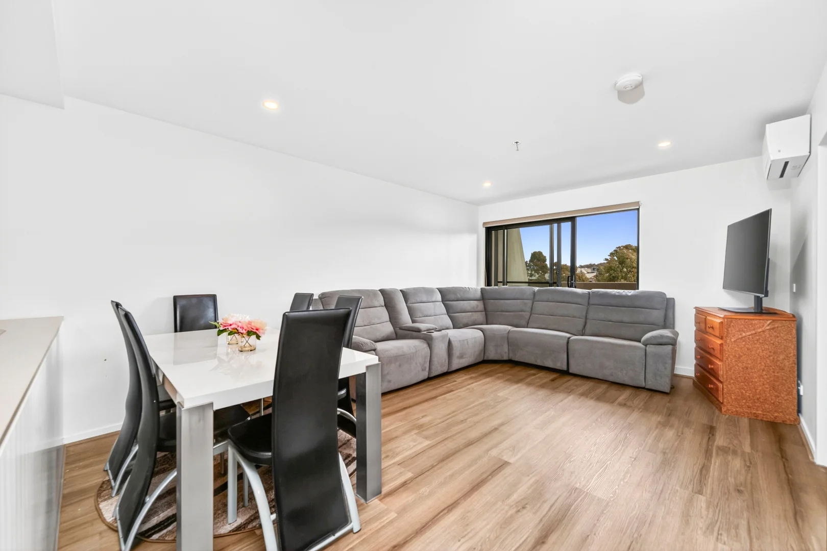 Additional image 3 of 215/181 Sutherland Crescent, Taylor ACT 2913