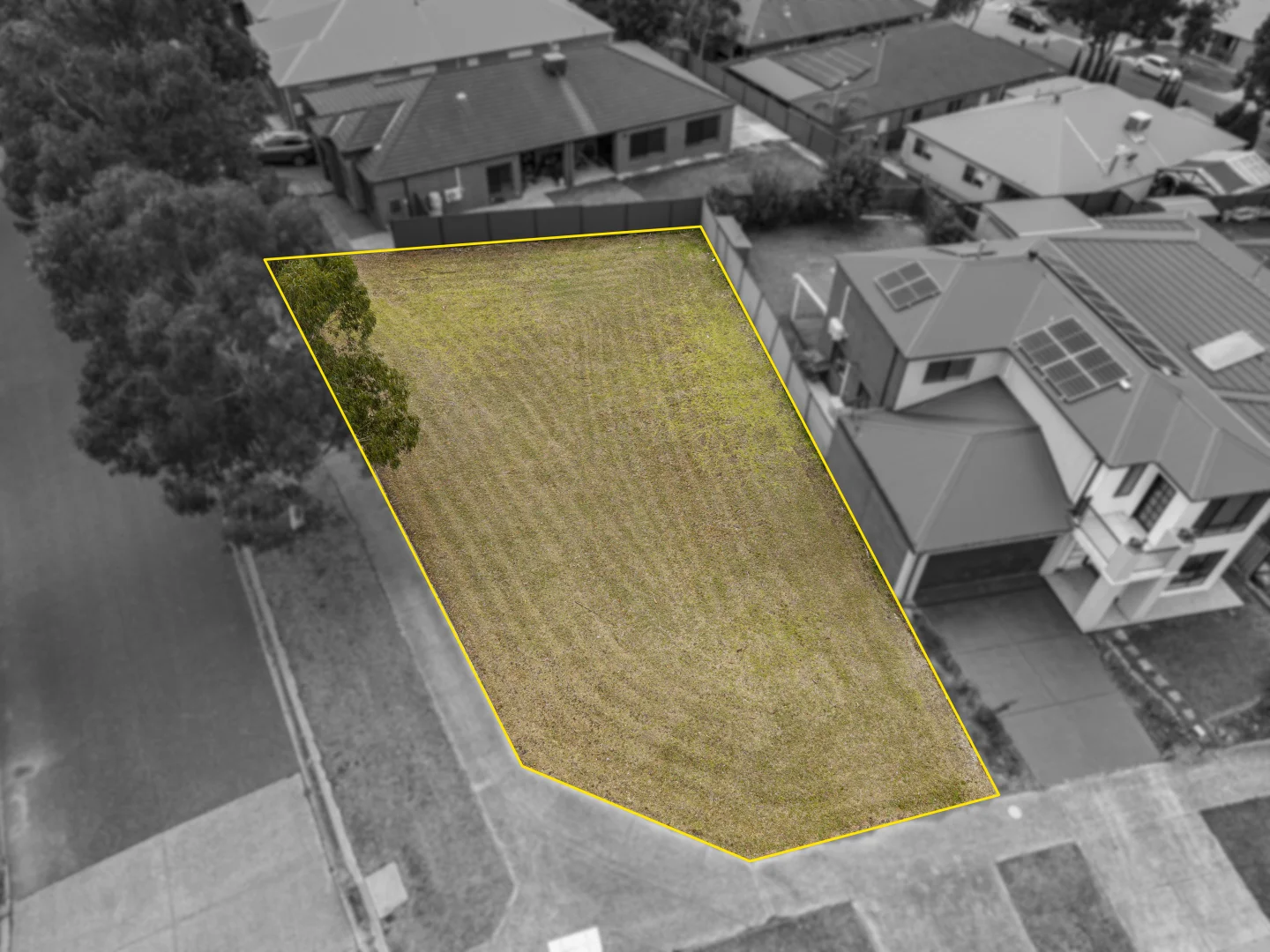 Additional image 3 of 48 Waterside Drive, Pakenham VIC 3810