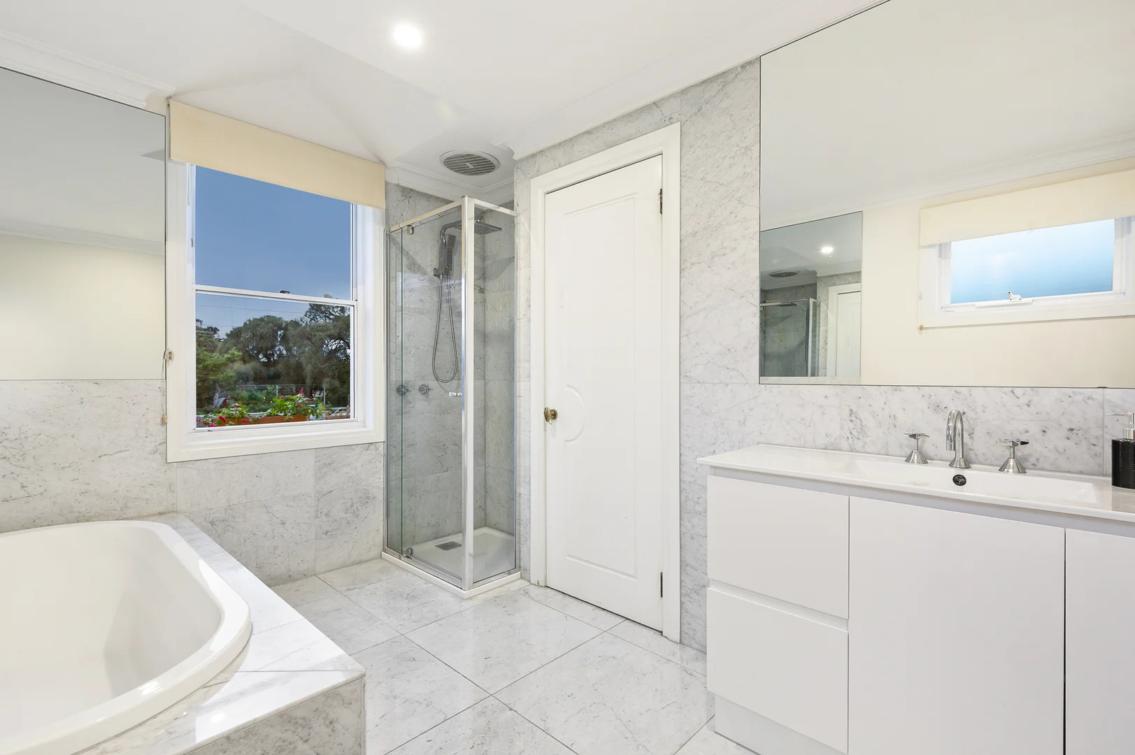 Additional image 9 of 195B Nepean Highway, Aspendale VIC 3195