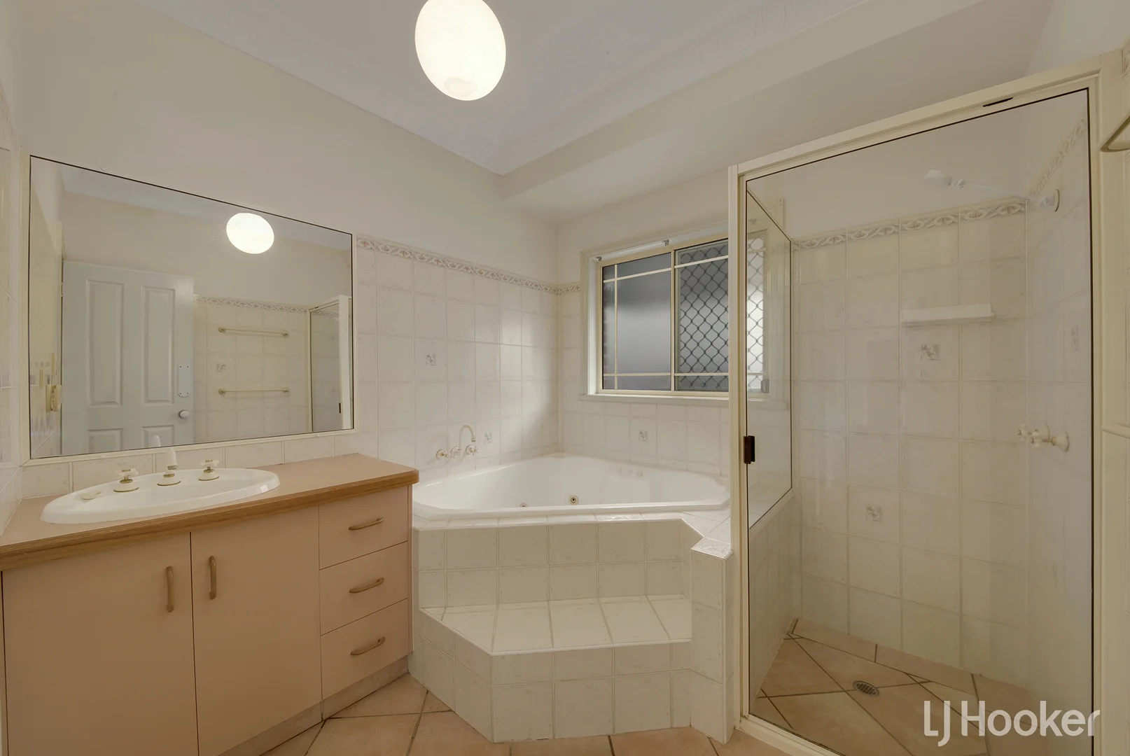 Additional image 12 of 4 Deborah Street, Glen Eden QLD 4680