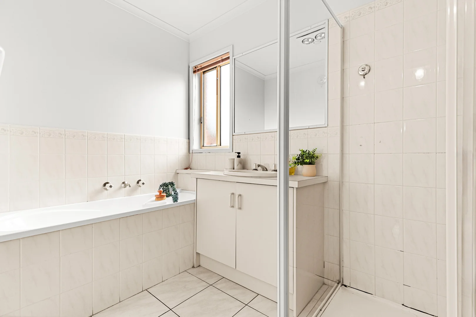 Additional image 8 of 2B Greenshank Court, Werribee VIC 3030