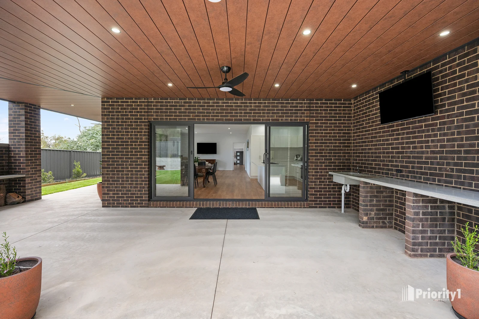 Additional image 16 of 10 Luxford Court, Strathdale VIC 3550