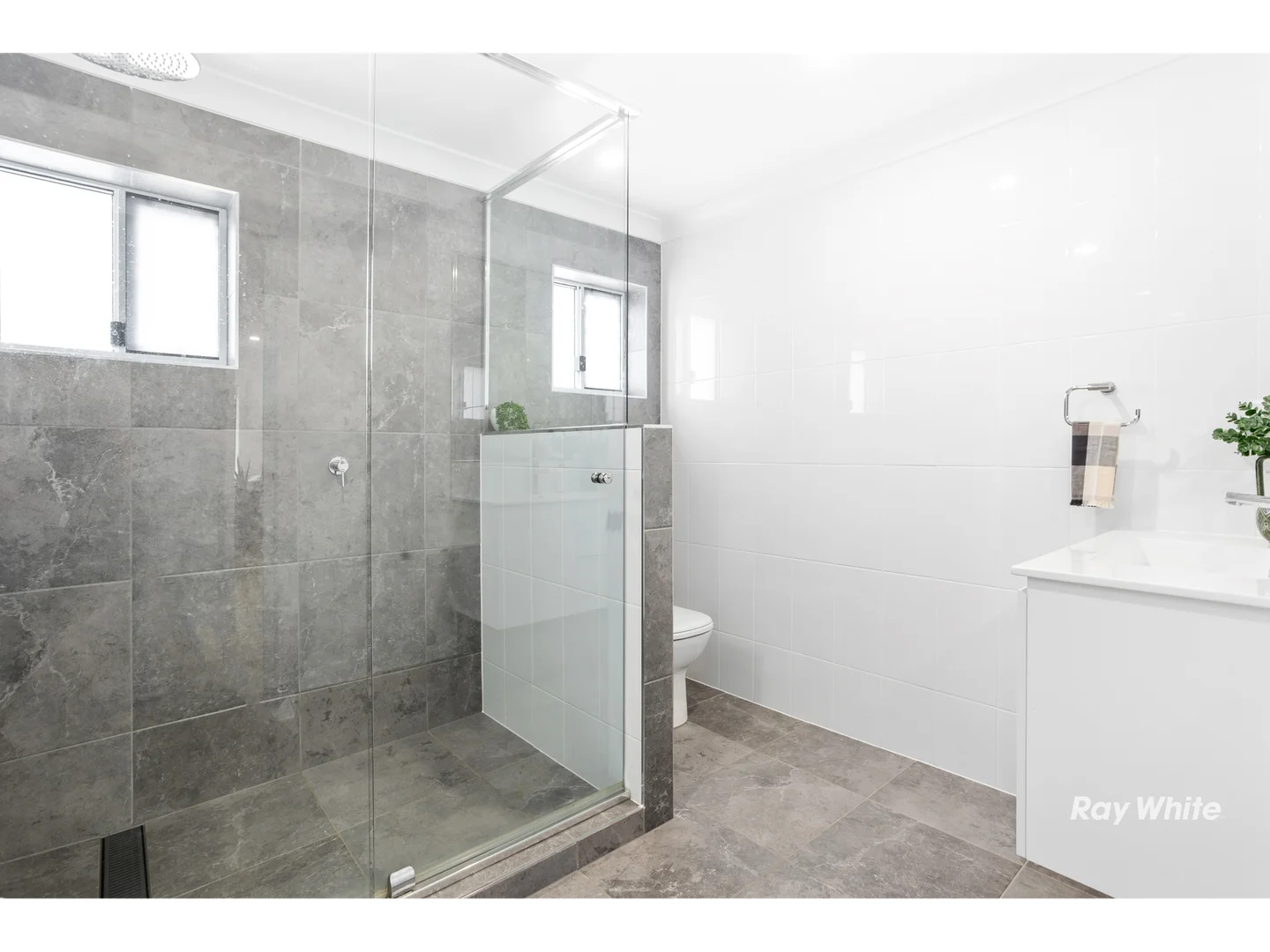 Additional image 17 of 918 Scenic Highway, Kinka Beach QLD 4703