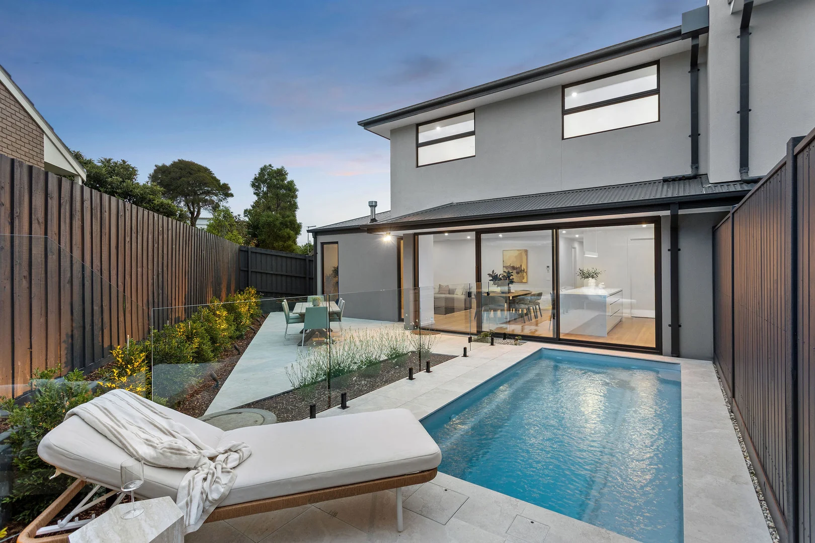 Additional image 2 of 8 Swansea Grove, Mornington VIC 3931
