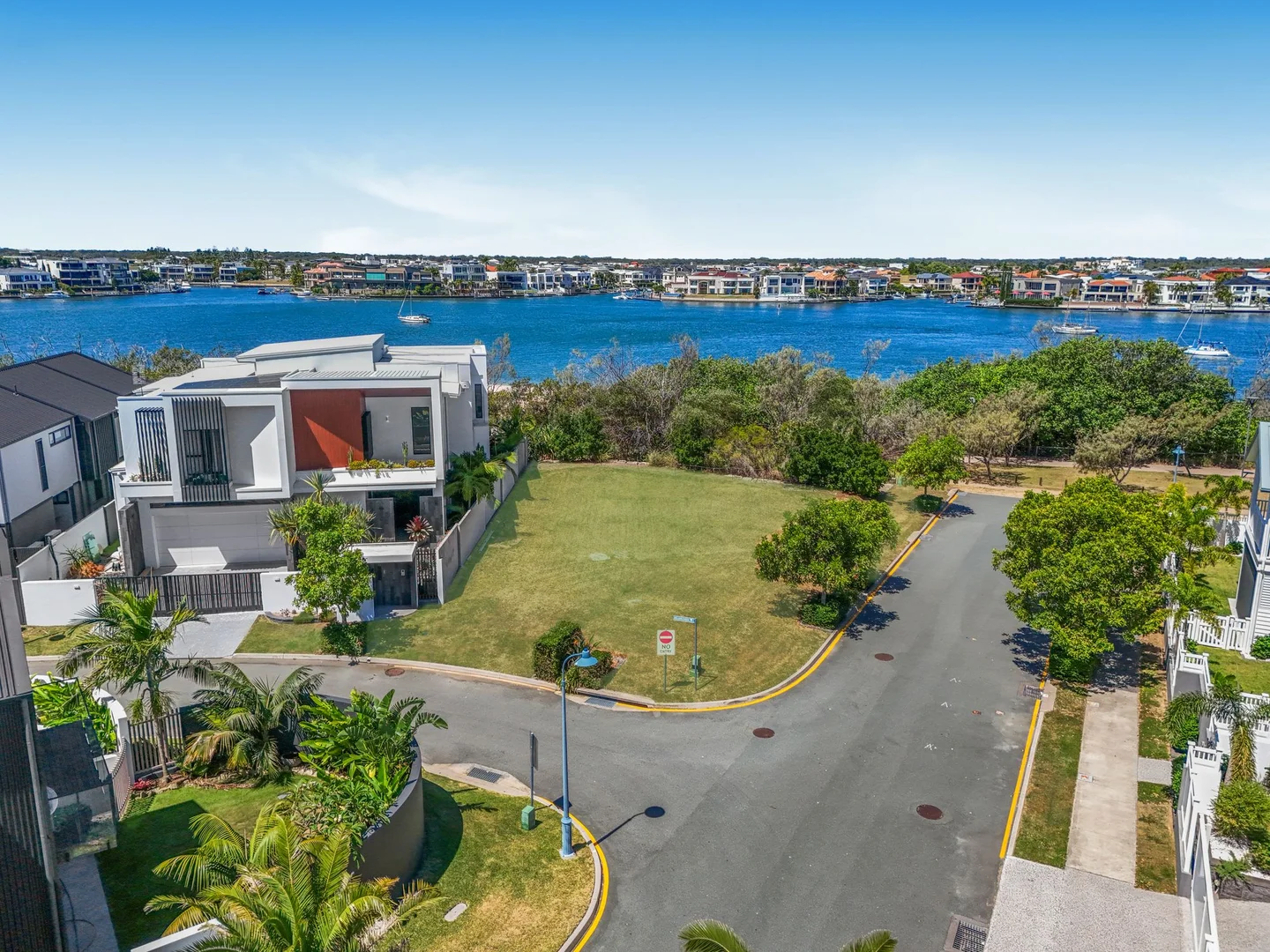 Additional image 7 of 24 Belair Crescent, Paradise Point QLD 4216