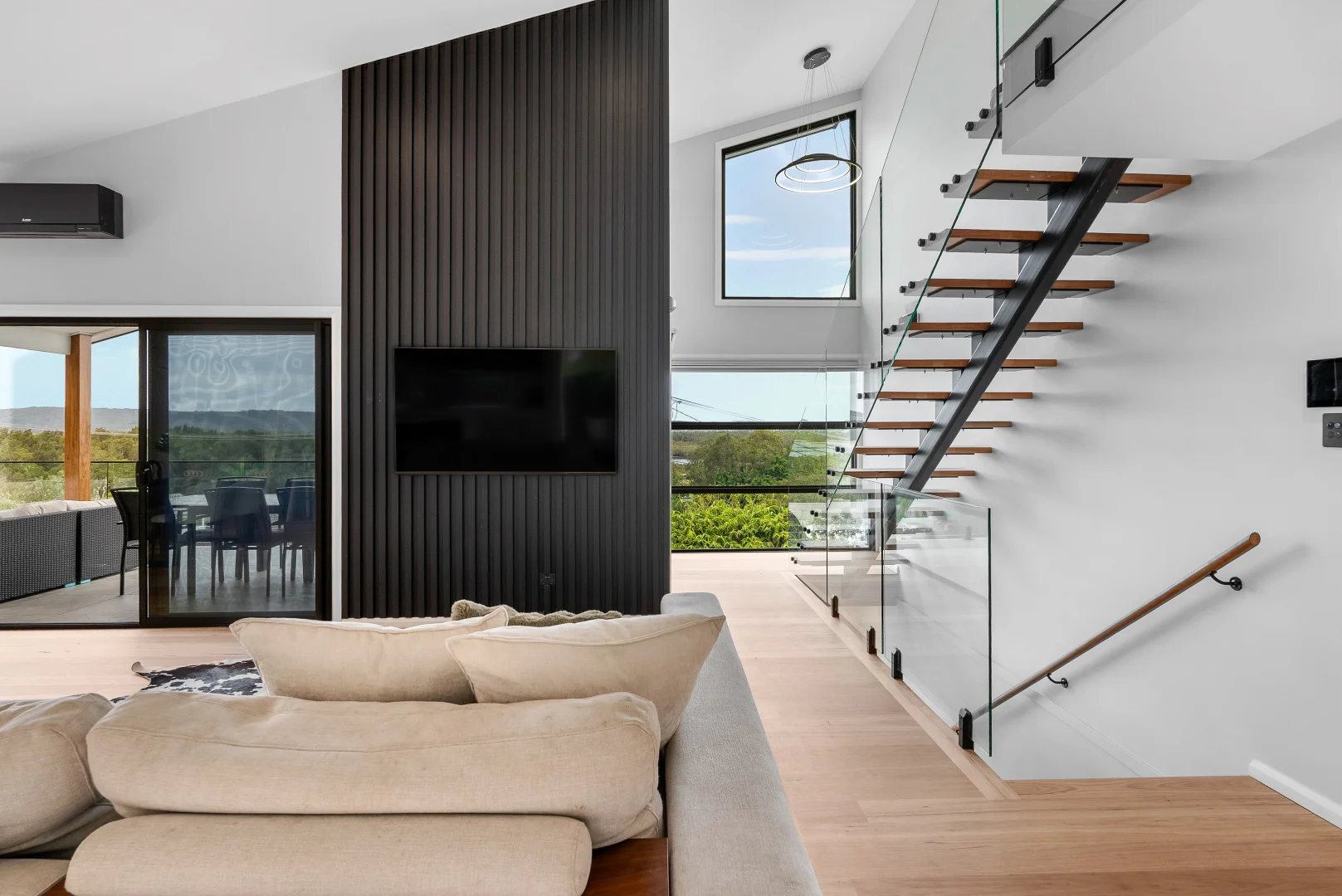 Additional image 4 of 37 Treeview Place, Saratoga NSW 2251