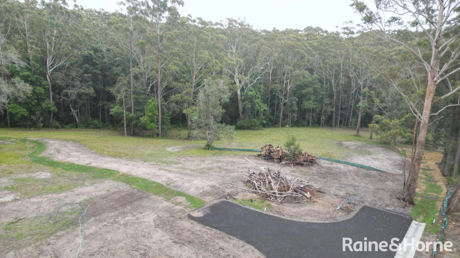 49a Woollamia Road, Falls Creek NSW 2540