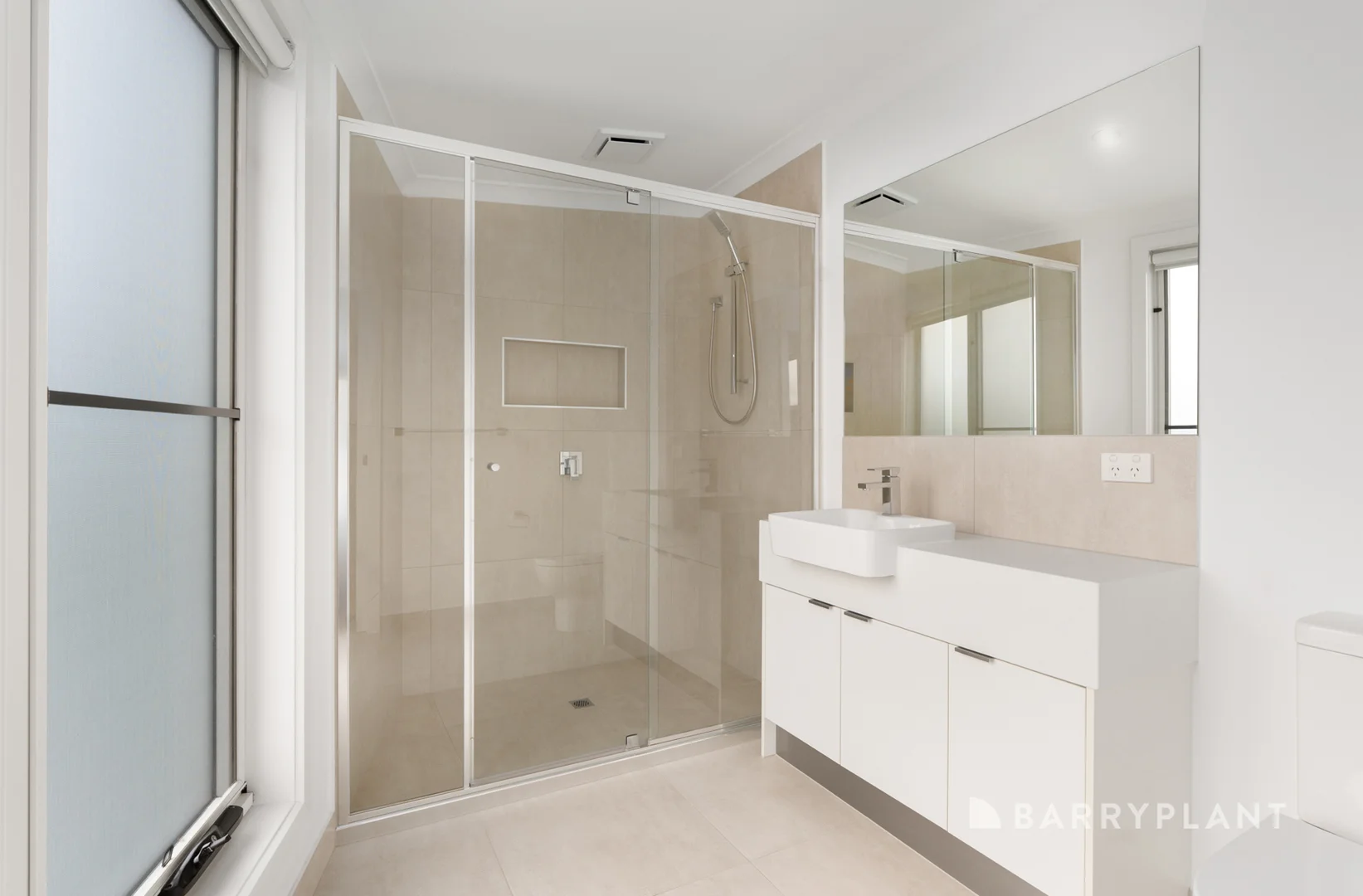 Additional image 10 of 2/54 Barrabool Road, Highton VIC 3216